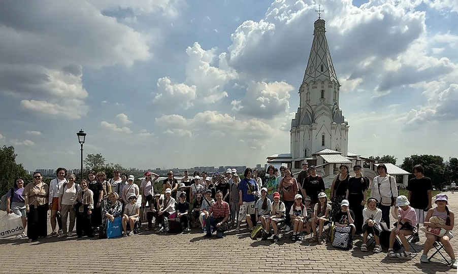 &laquo;Культурное наследие&raquo;: более 200 школьников на&nbsp;пленэре в&nbsp;Коломенском