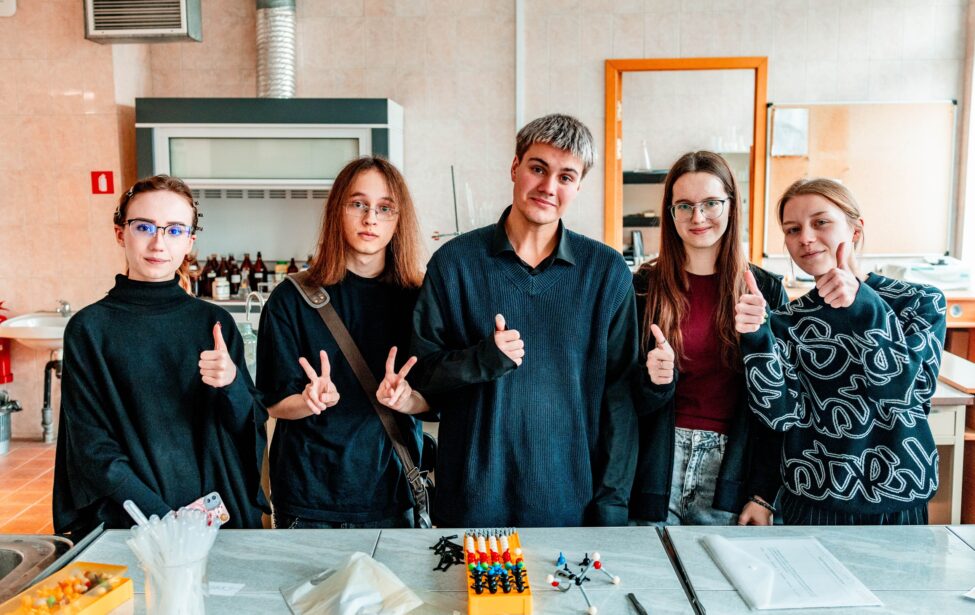 Первокурсники ИЕСТ прошли посвящение «БАХ и Co» в формате квеста